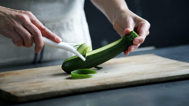 Kitchen gear: Veggie peeler